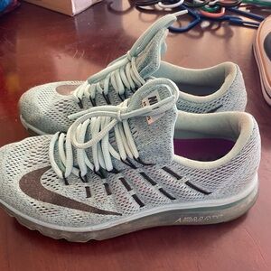 Women’s Nike air max 2015